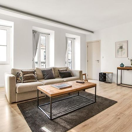 Modern 2 Bedroom Apartment In Estrela With Outside Terrace! Amazing For Families, Couples, Friends Lisboa 外观 照片
