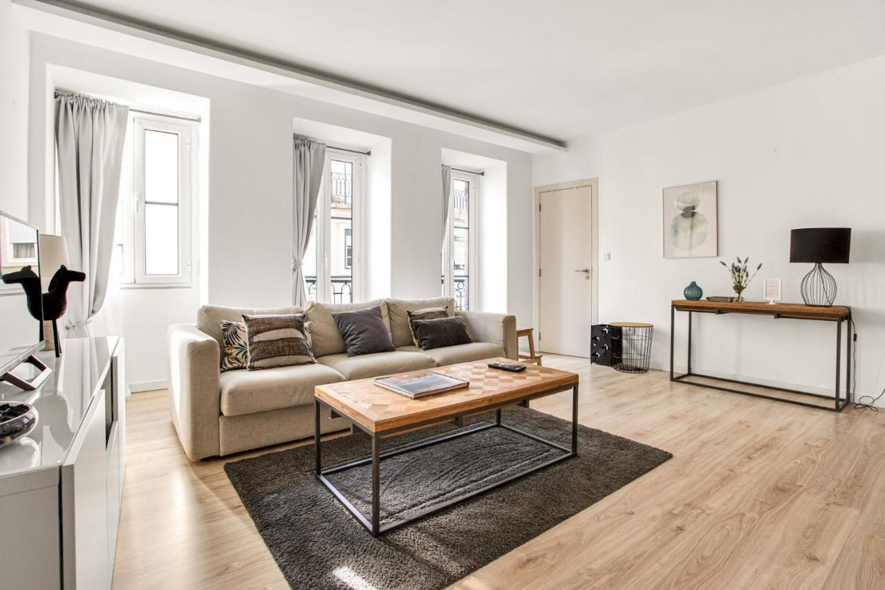 Modern 2 Bedroom Apartment In Estrela With Outside Terrace! Amazing For Families, Couples, Friends Lisboa 外观 照片