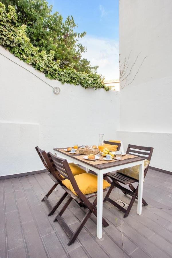 Modern 2 Bedroom Apartment In Estrela With Outside Terrace! Amazing For Families, Couples, Friends Lisboa 外观 照片