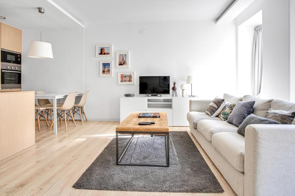 Modern 2 Bedroom Apartment In Estrela With Outside Terrace! Amazing For Families, Couples, Friends Lisboa 外观 照片